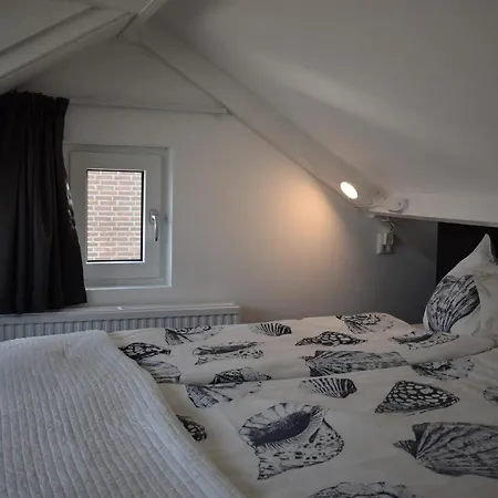 Apartment Zeebedstay *